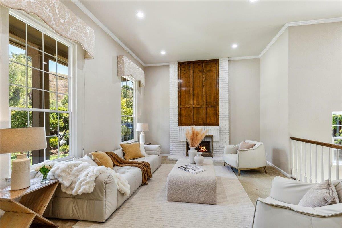 Property Photo:  5950 Crossmont Circle  CA 95120 