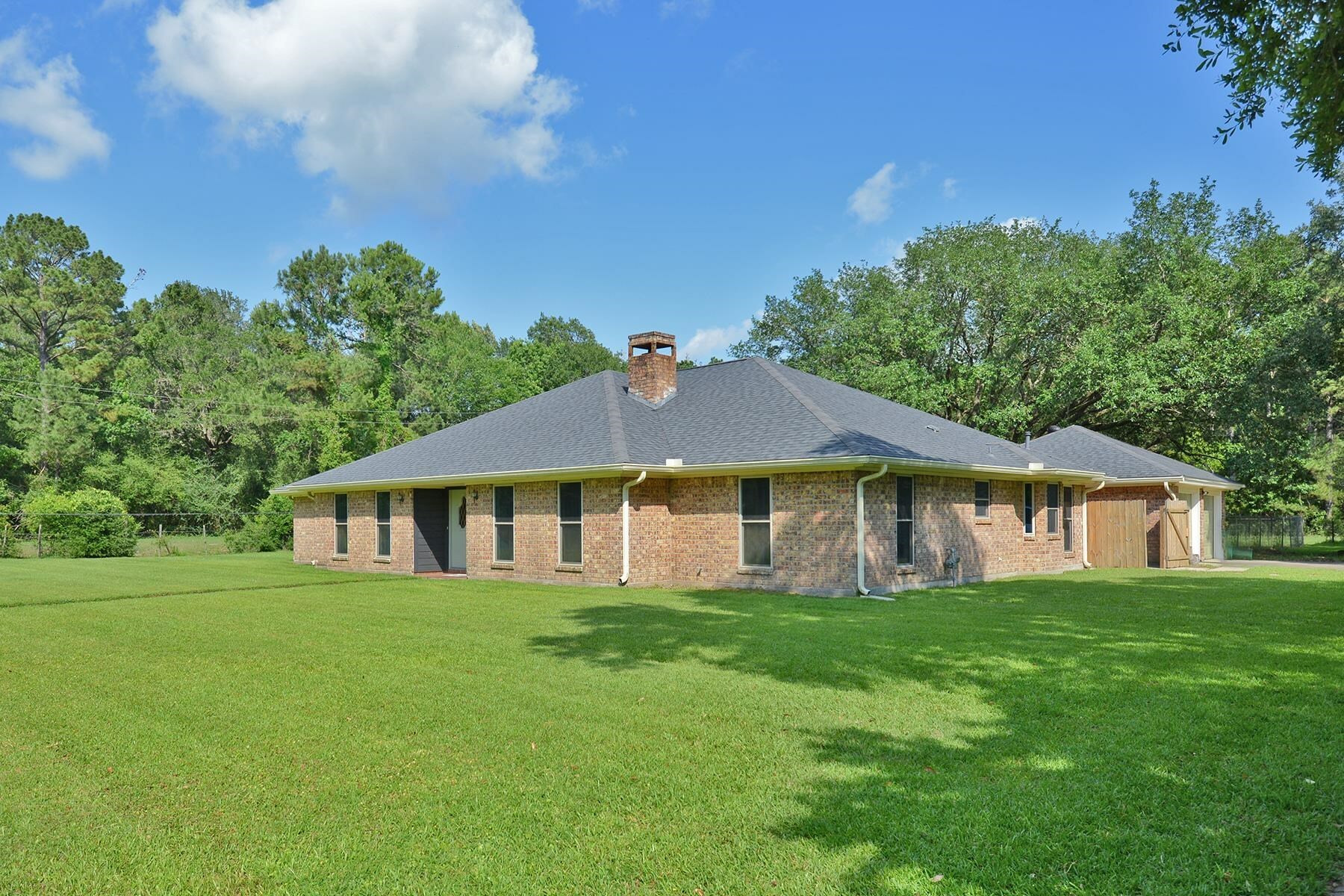 4705 Barrett  Orange TX 77630 photo