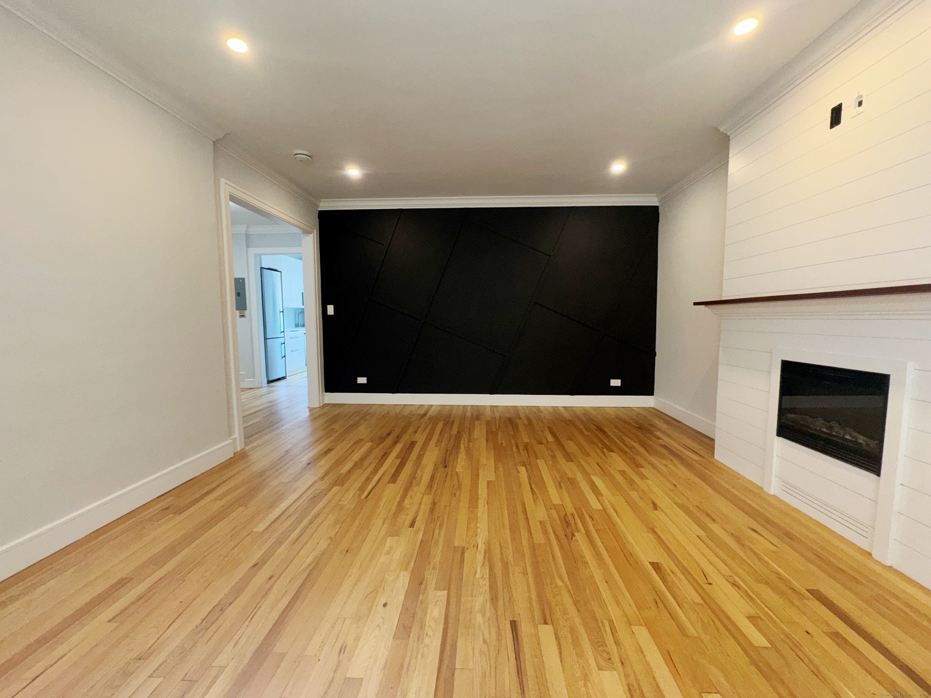 Property Photo: 138 Woodside Green Street #3C CT 06905