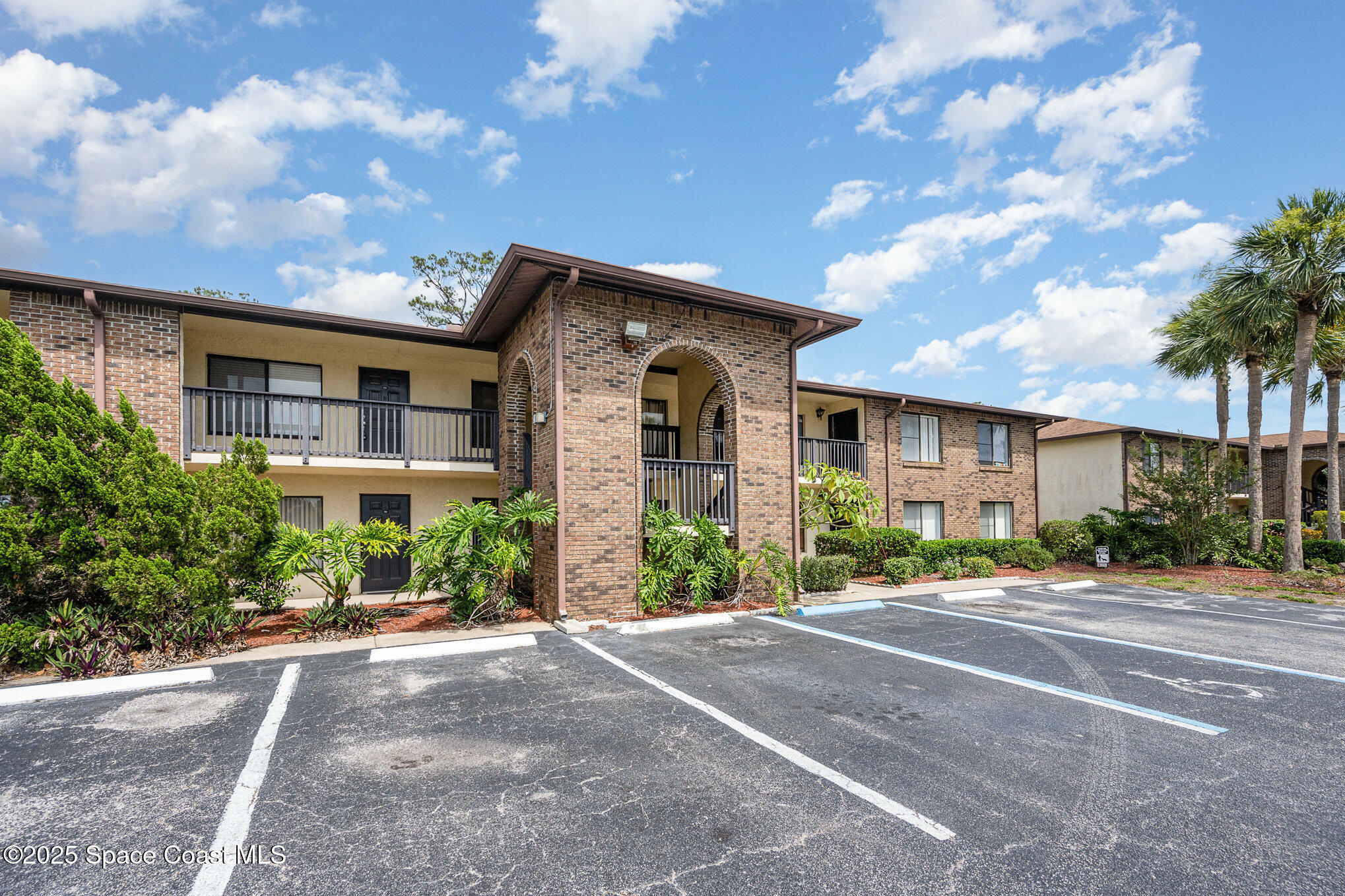Property Photo: 1515 Huntington Lane FL 32955