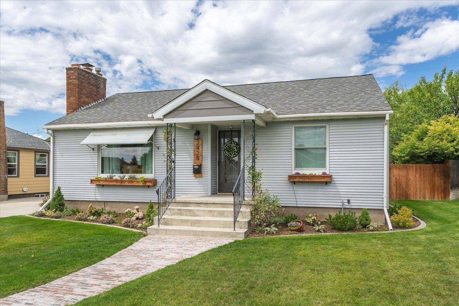 Property Photo:  2428 W Rockwell Ave  WA 99205 