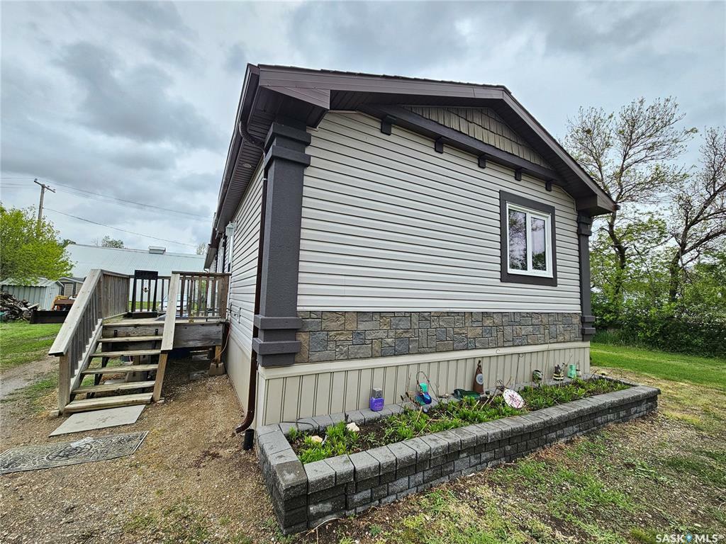 Property Photo: 345 Railway Avenue SK S0H 0K0