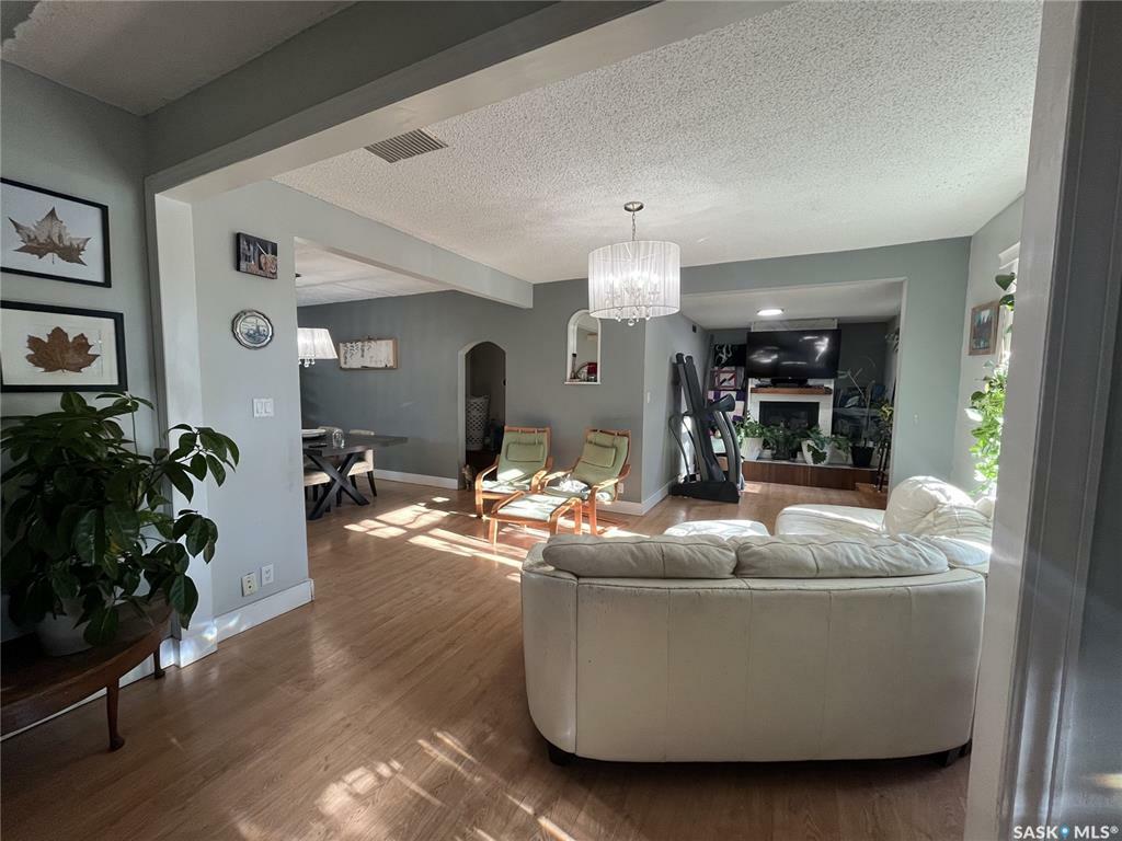 Photo de la propriété: 1432 103rd Street SK S9A 1L3