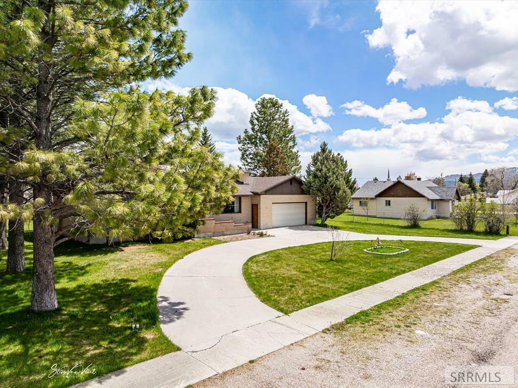 Property Photo: 244 N 4th E ID 83245