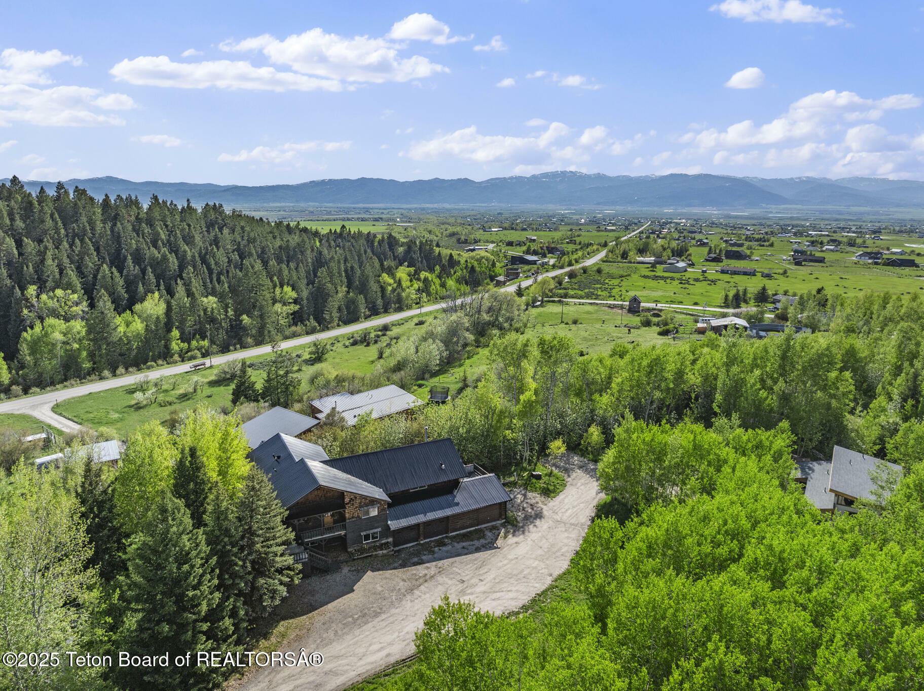 2077 Highland Way  Victor ID 83455 photo