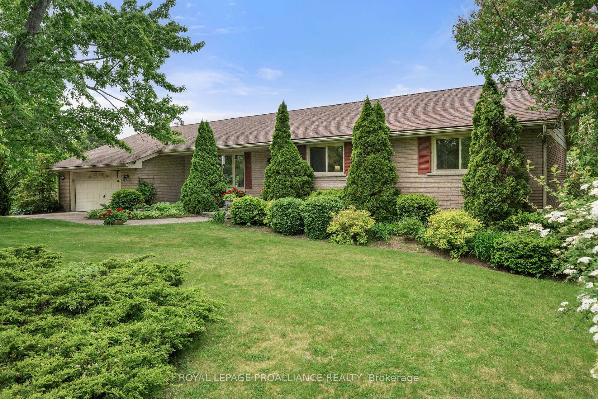 Property Photo:  3286 County Road 3 N/A  ON K0K 1L0 