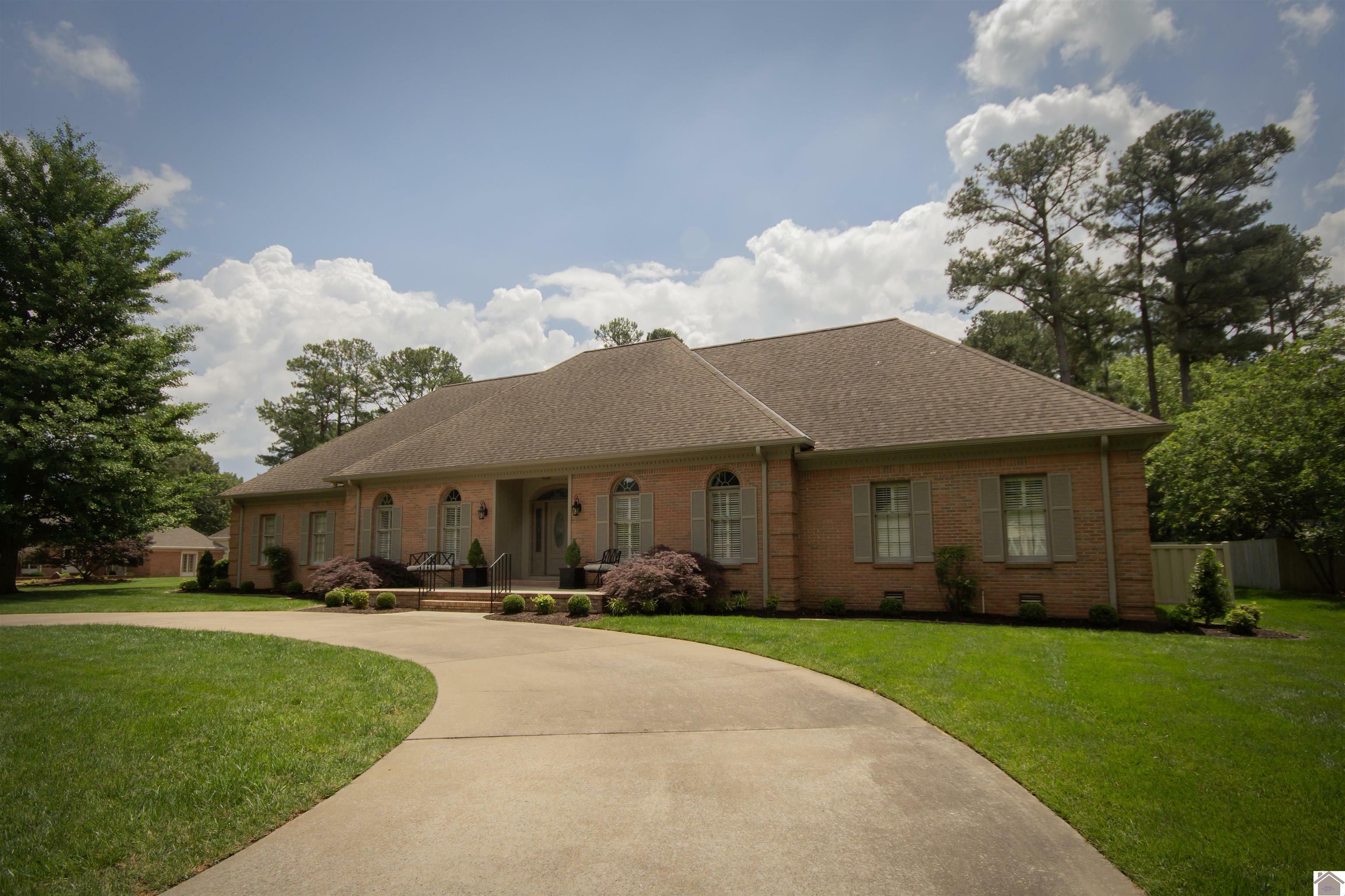Property Photo: 667 Whitney Drive KY 42001