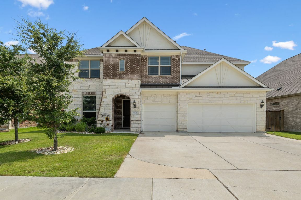 Property Photo: 19325 Tristan Stone Drive TX 78660