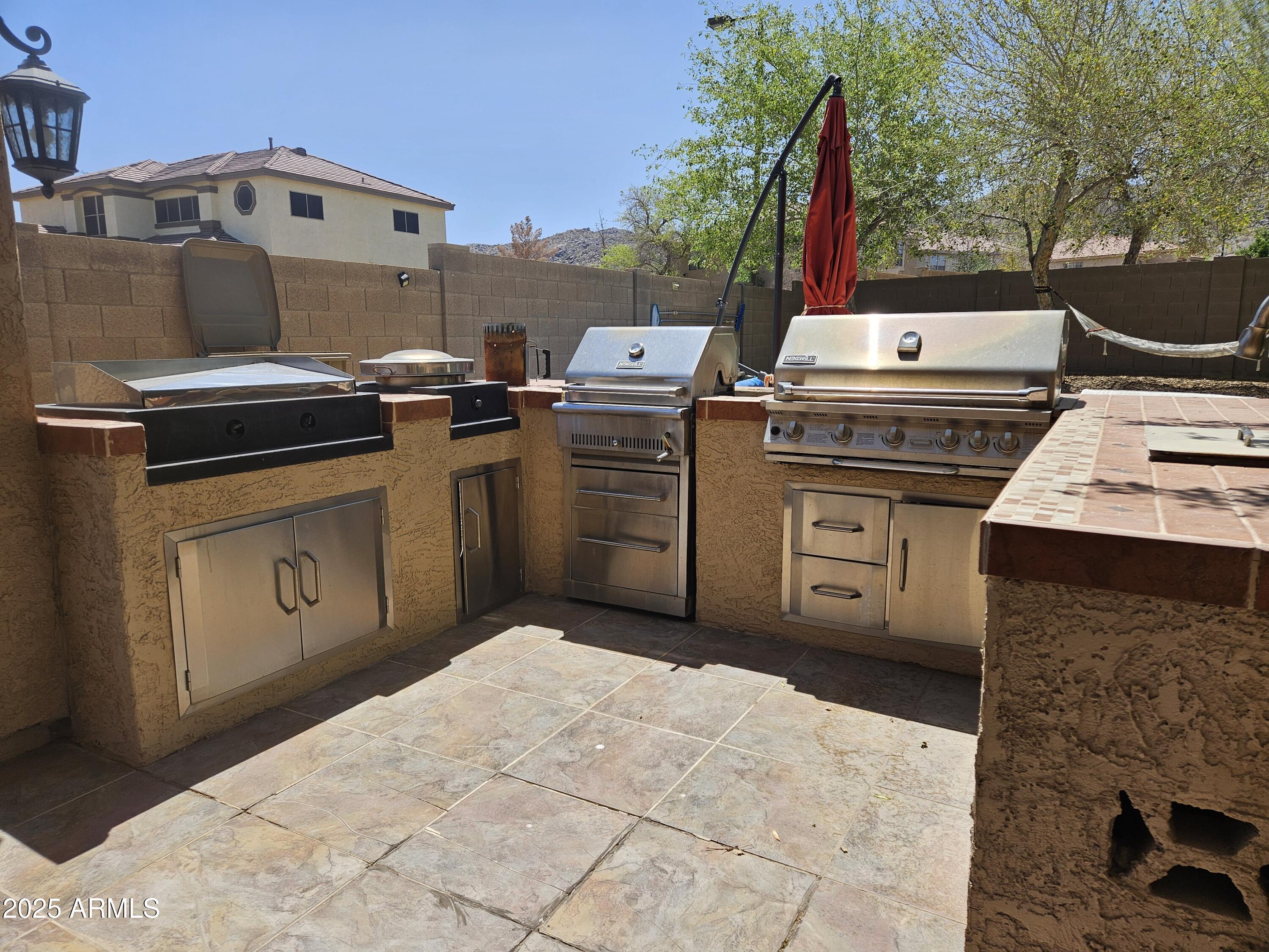 Property Photo:  1313 E Gwen Street  AZ 85042 