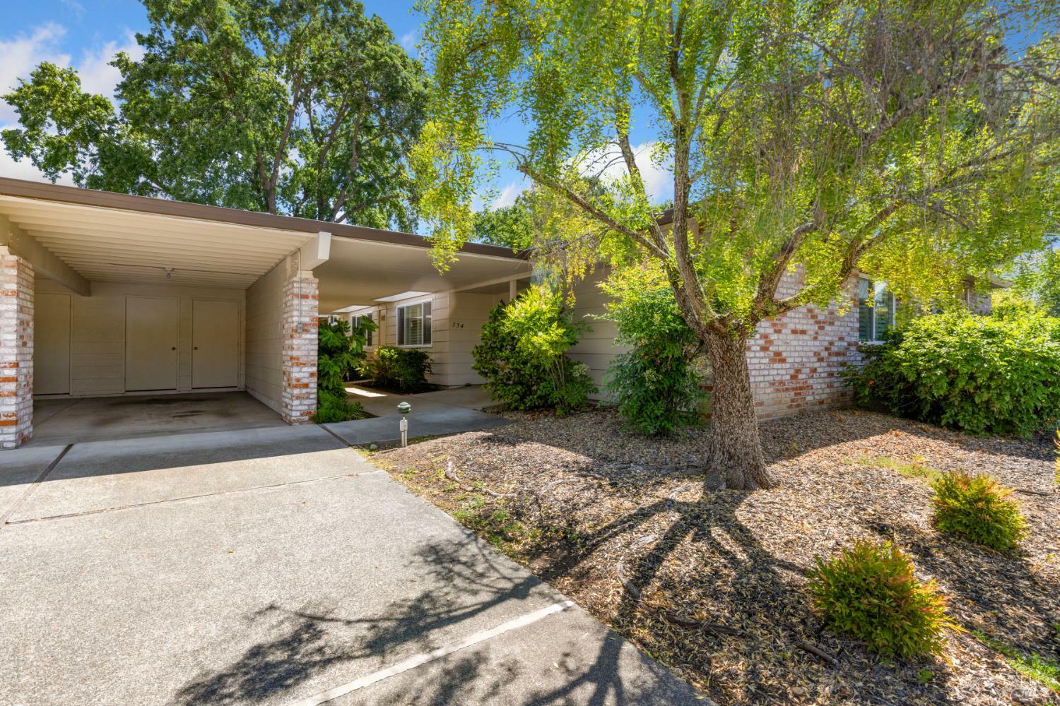 Property Photo: 334 Twin Lakes Drive CA 95409