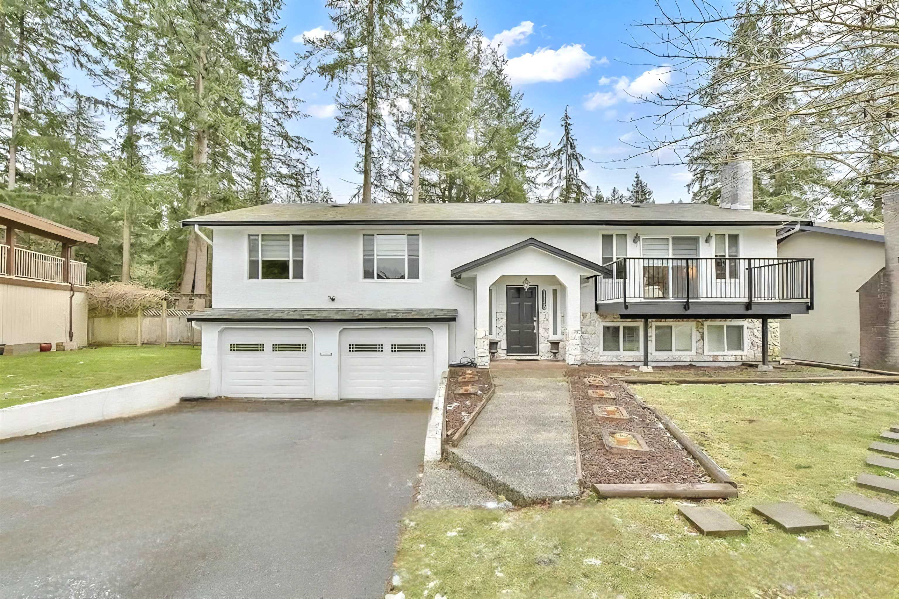 Property Photo:  11130 64A Avenue  BC V4E 1E3 