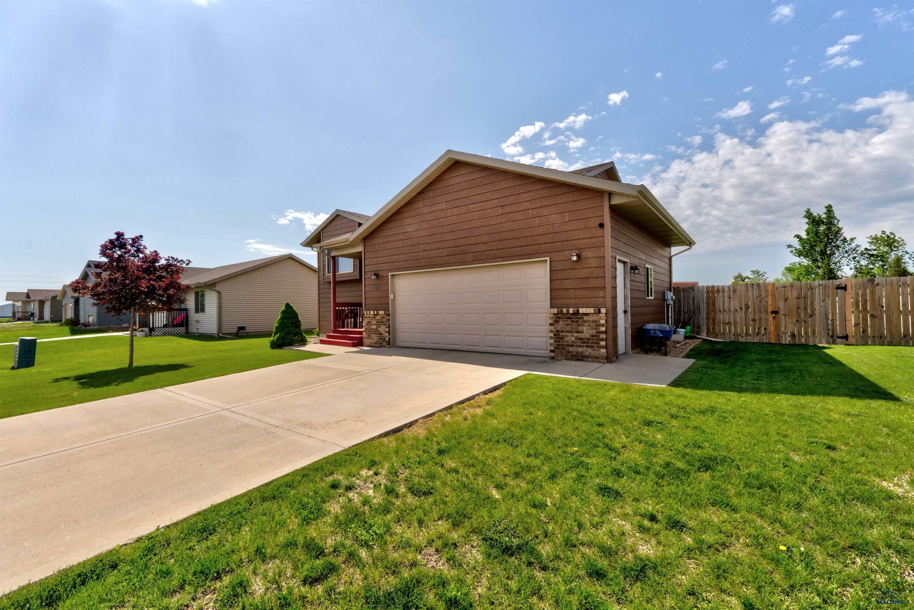 Property Photo: 477 Eisenhower Ln SD 57719