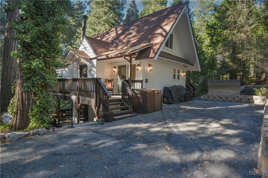 Property Photo: 27942 Rainbow Drive CA 92352