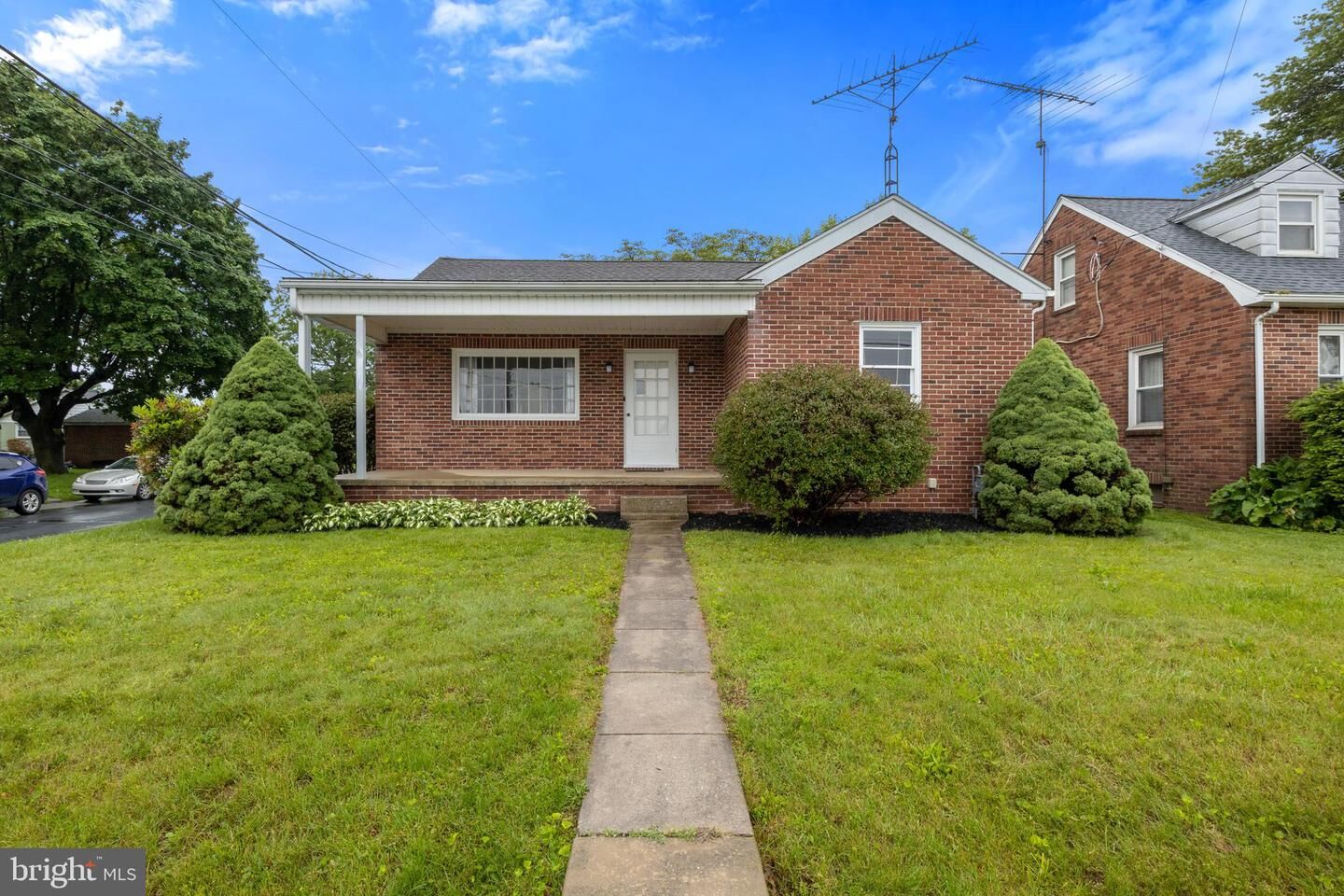 Property Photo:  131 Musser Street  PA 17345 