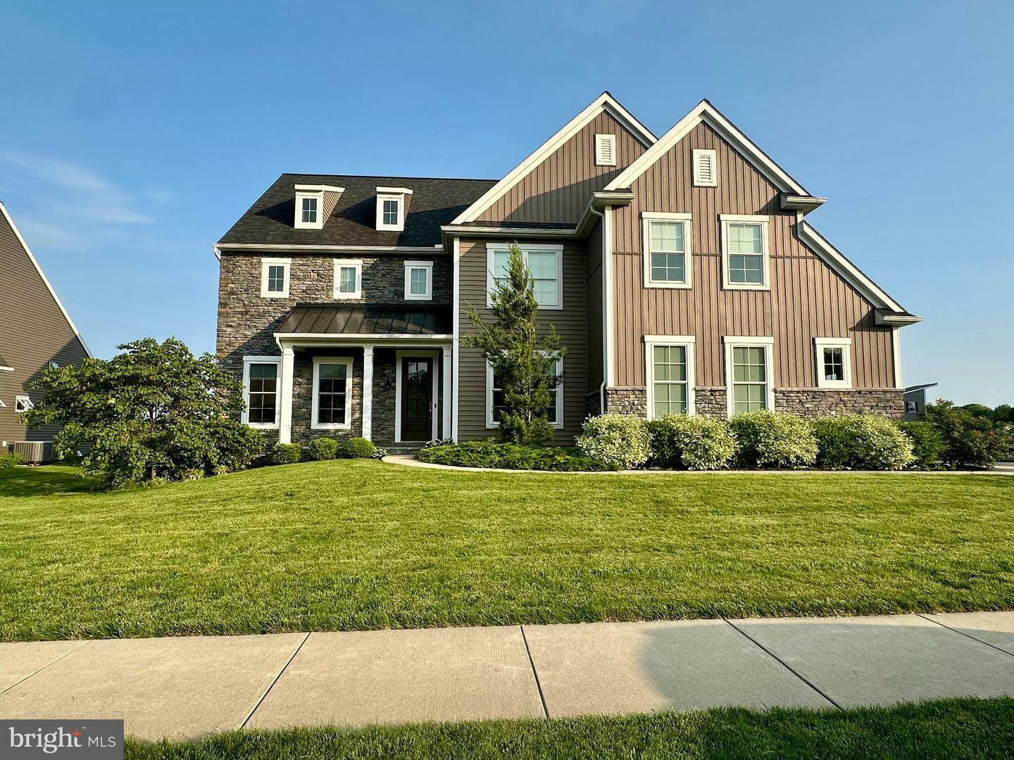 Property Photo: 548 E Delp Road PA 17601