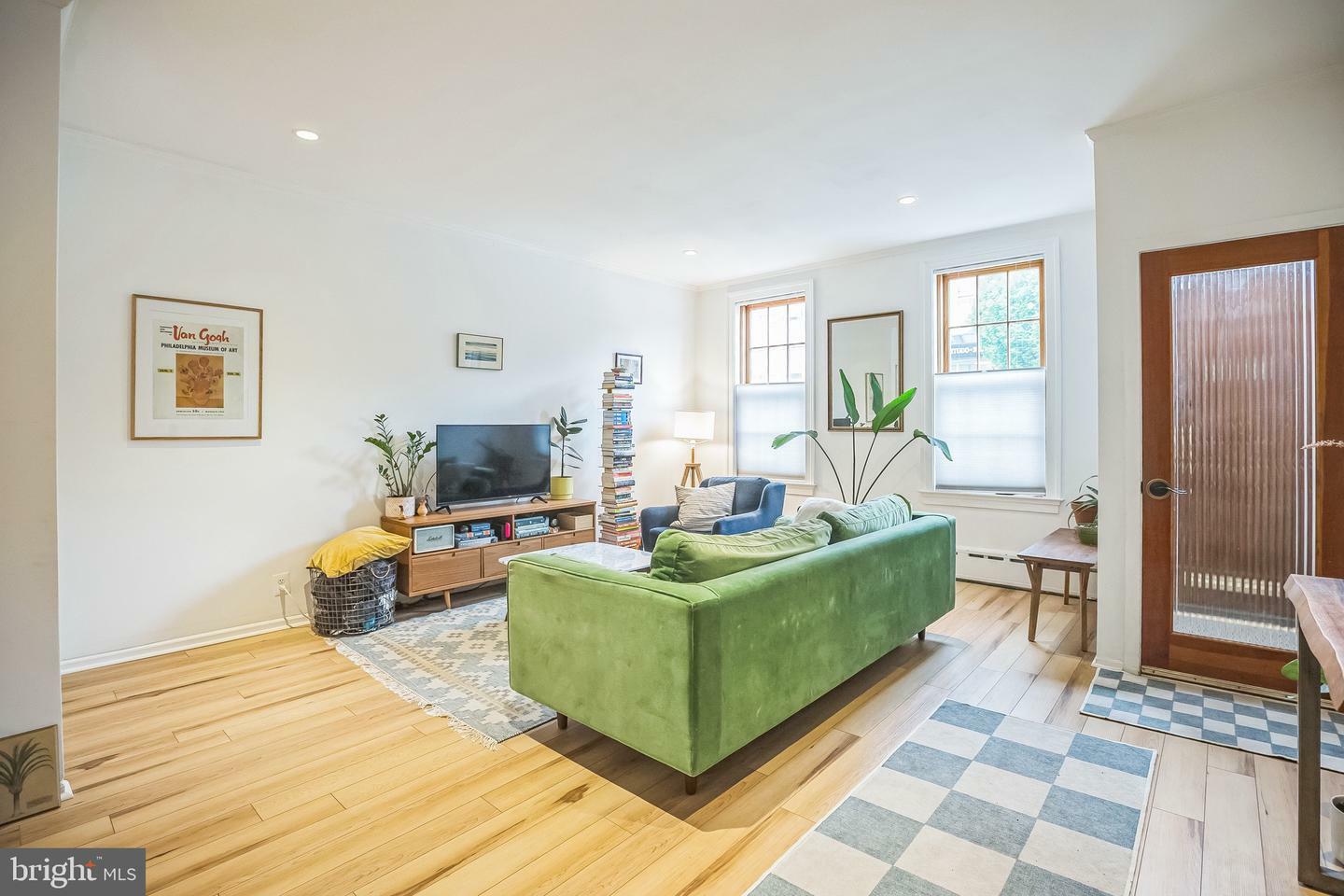 Property Photo: 1733 S 10th Street PA 19148
