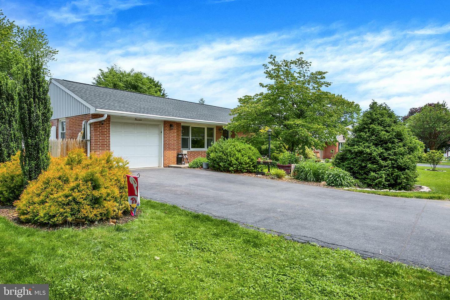 Property Photo: 14 Mimosa Drive PA 17055