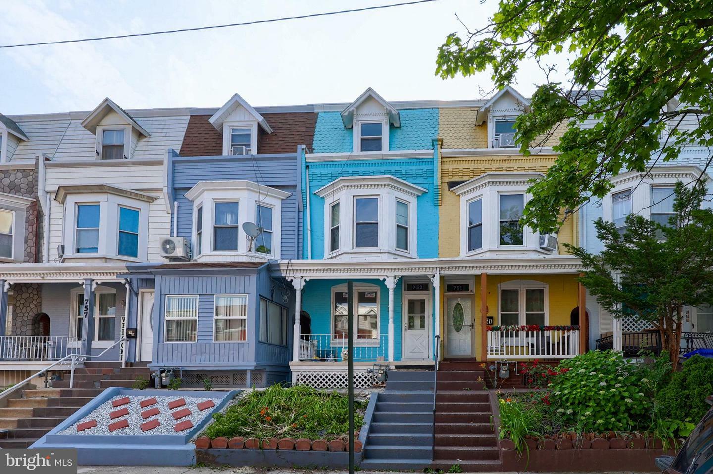 Property Photo: 753 N 12th Street PA 19604