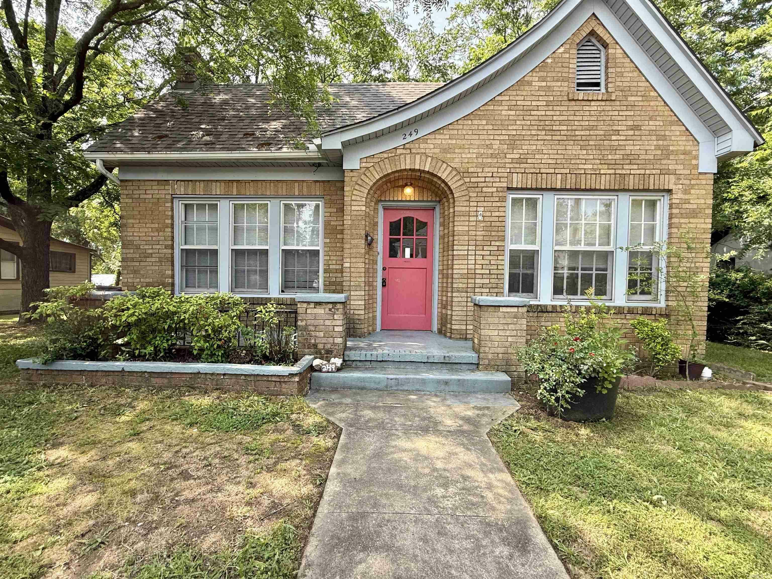Property Photo: 249 Garland Avenue AR 71913