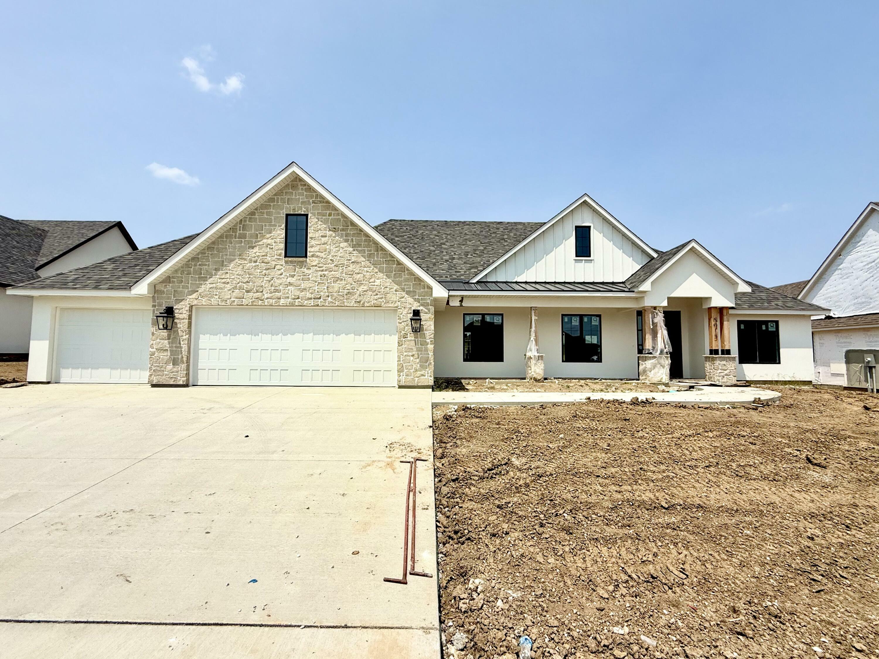 5915 Ivory Ln  Columbia MO 65201 photo