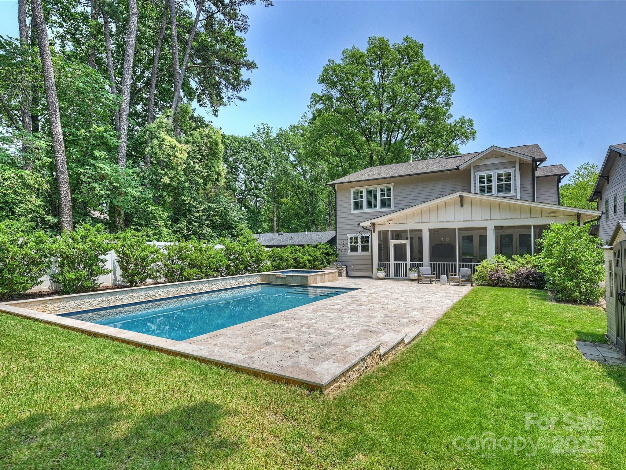 431 Wonderwood Drive  Charlotte NC 28211 photo