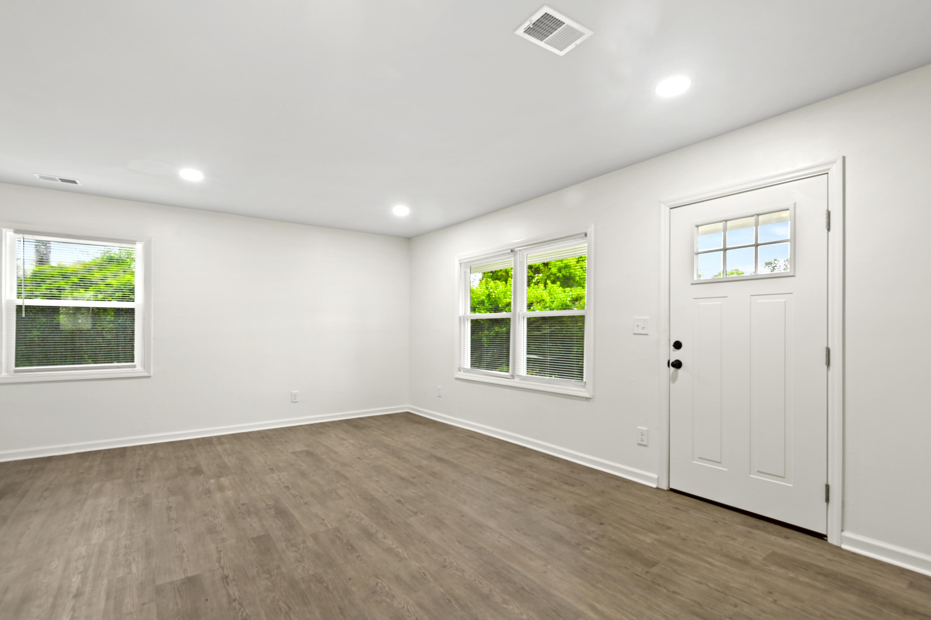 Property Photo: 3006 Azalea Drive SC 29405