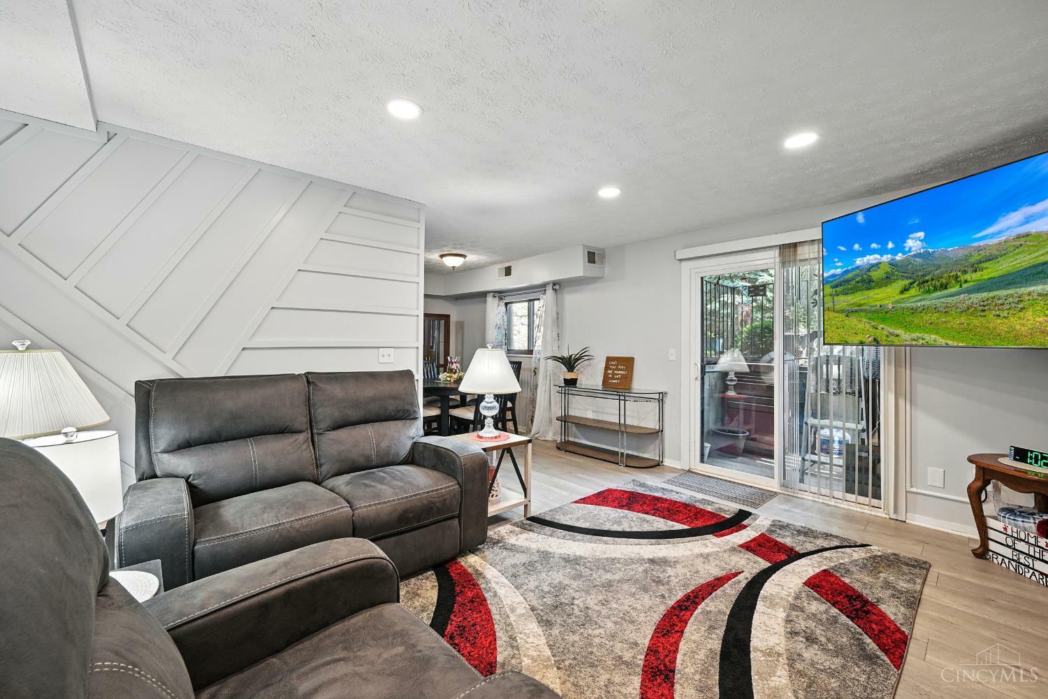Property Photo: 4070 Independence Drive OH 45255