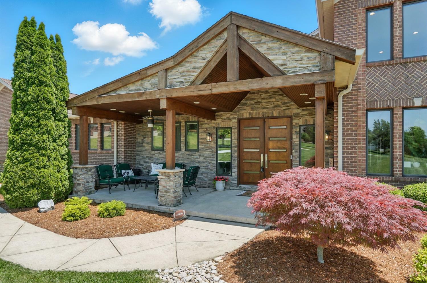 Property Photo:  4662 Summit Oak Lane  OH 45248 