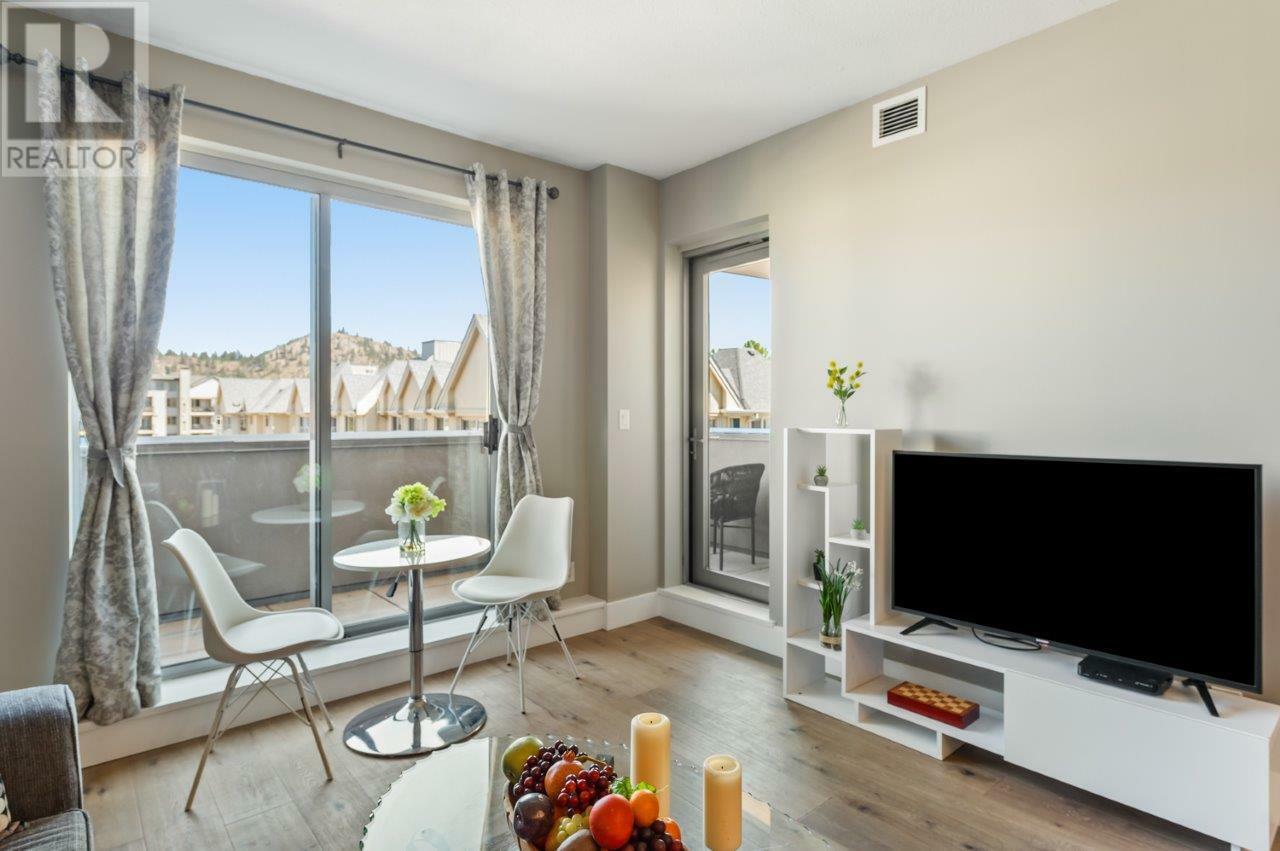 Photo de la propriété: 2040 Springfield Road 307 BC V1Y 9N7