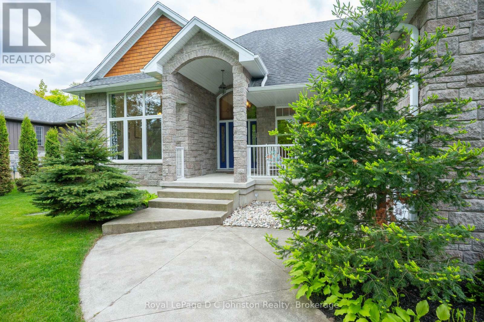 Property Photo: 32 Pegasus Trails ON N0H 2C6