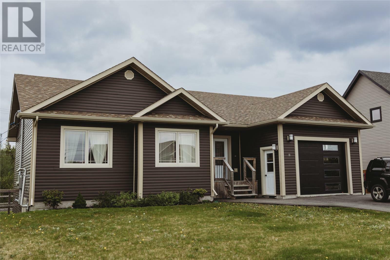 10 Hobbs Street  Gander NL A1V 0E5 photo