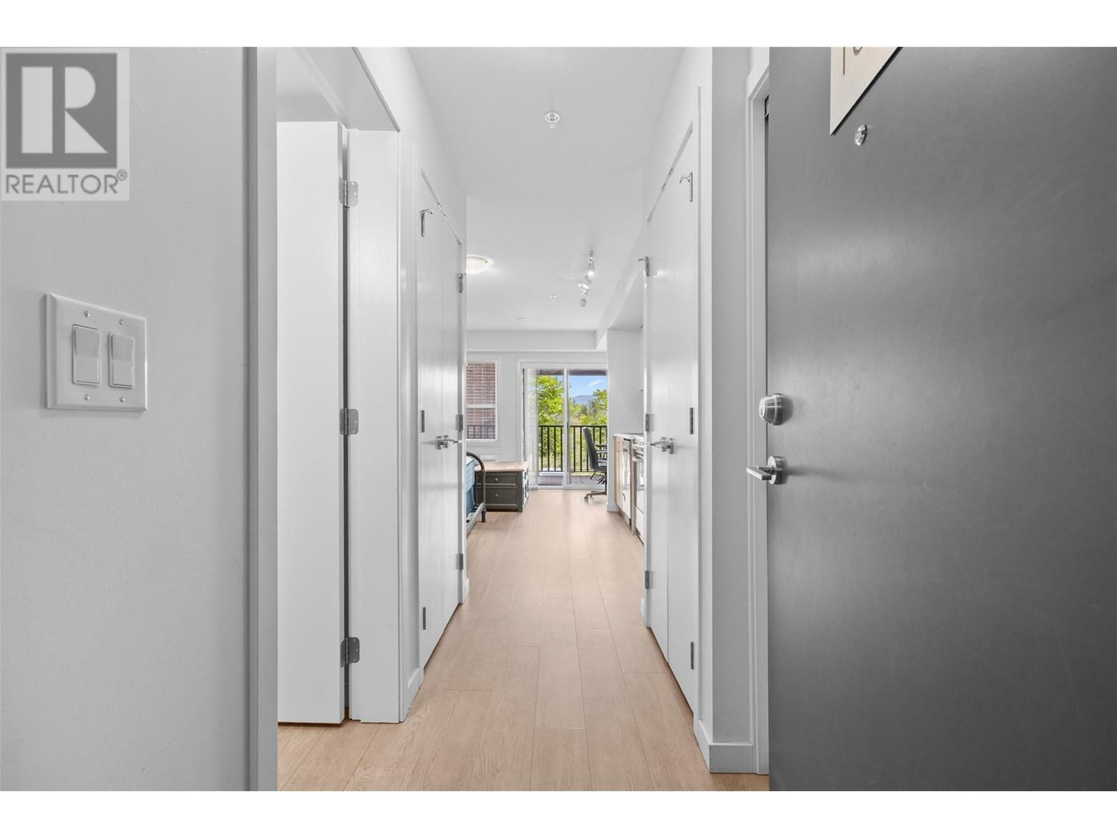 Property Photo: 625 Academy Way 103 BC V1V 0E3