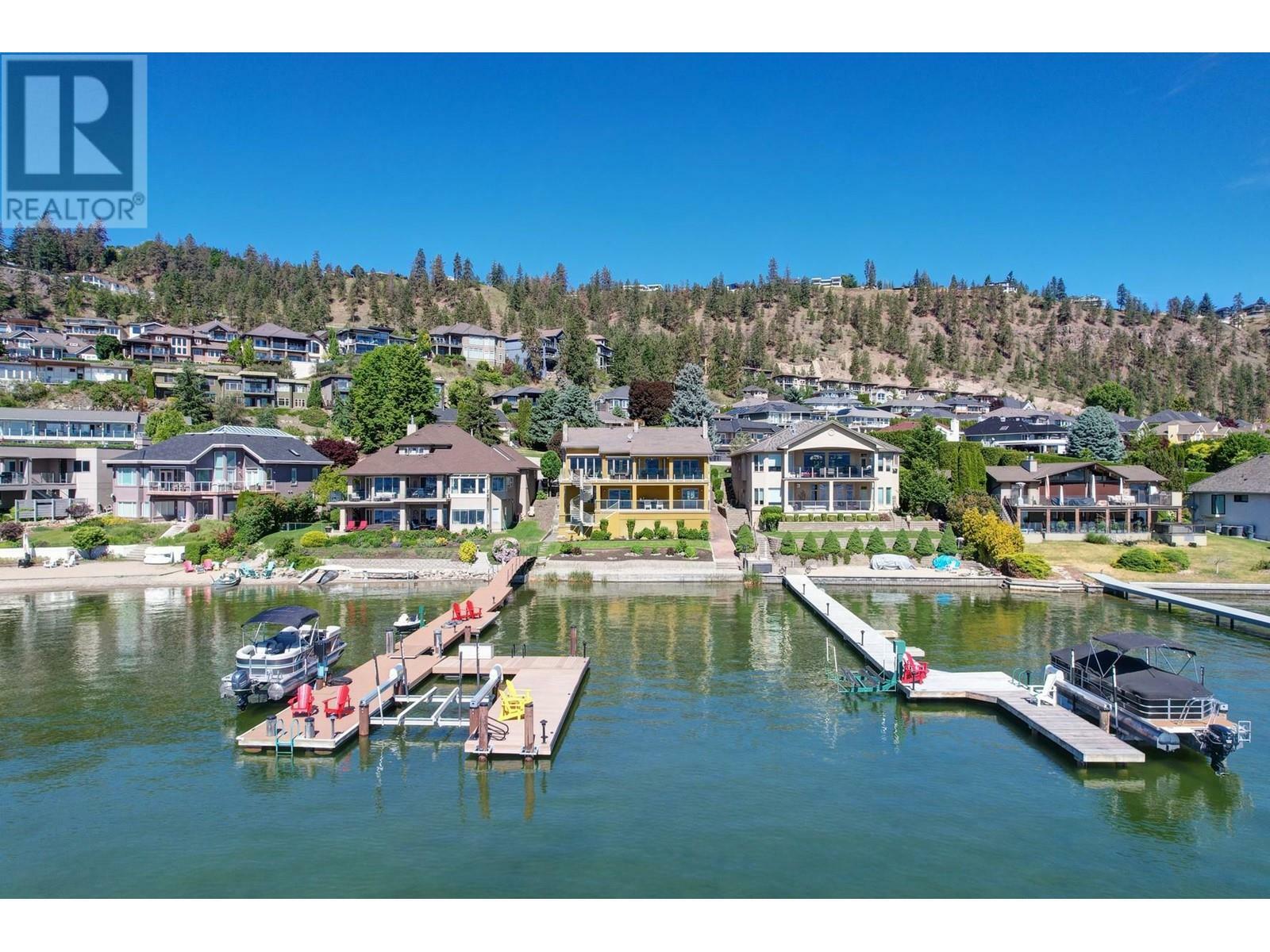 Photo de la propriété: 529 Zdralek Cove BC V1Z 3J7
