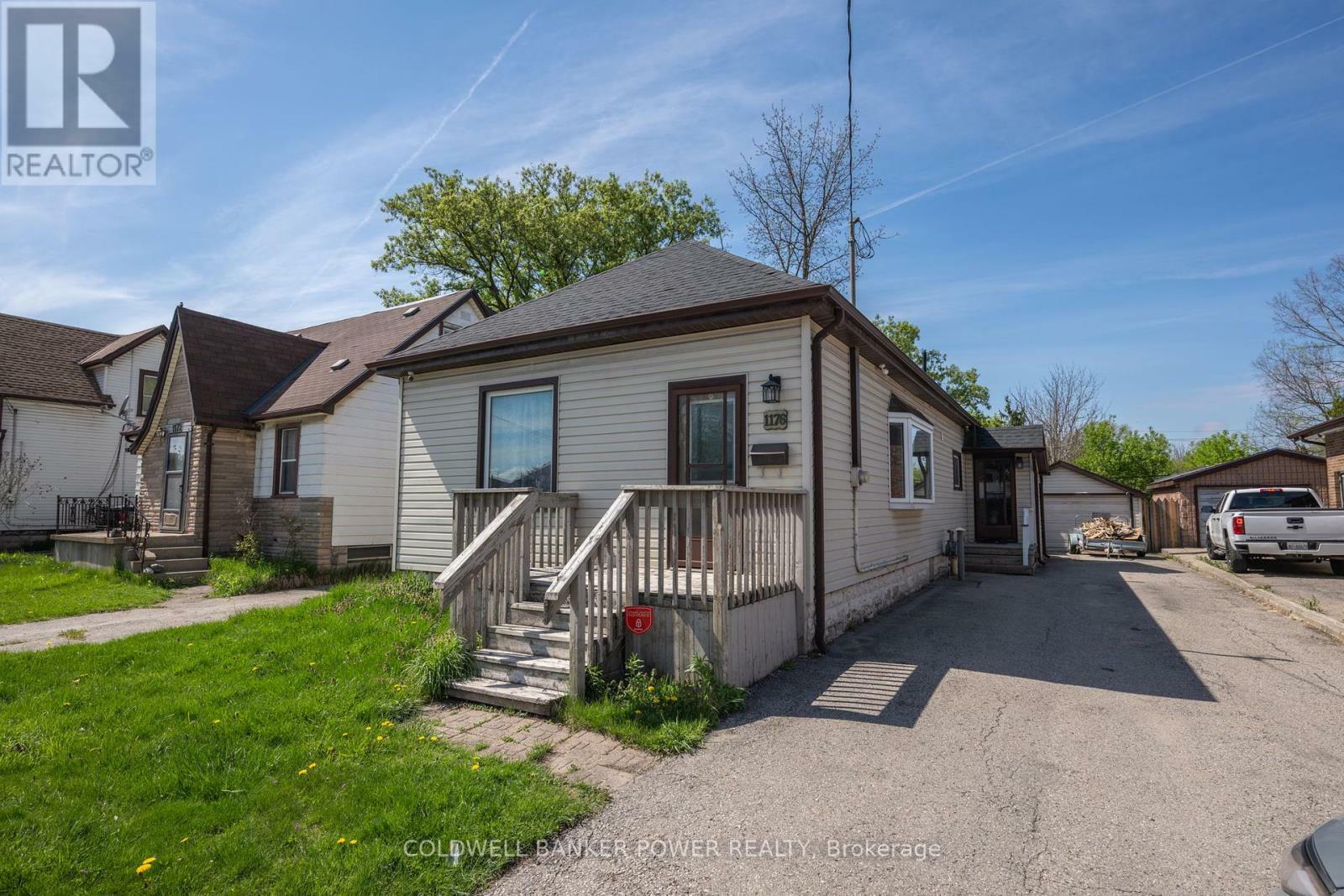 Photo de la propriété: 1176 Florence Street ON N5W 2N1