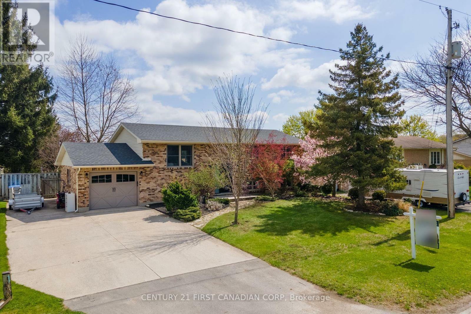 2268 Bentim Road  Strathroy-Caradoc (Mount Brydges) ON N0L 1W0 photo