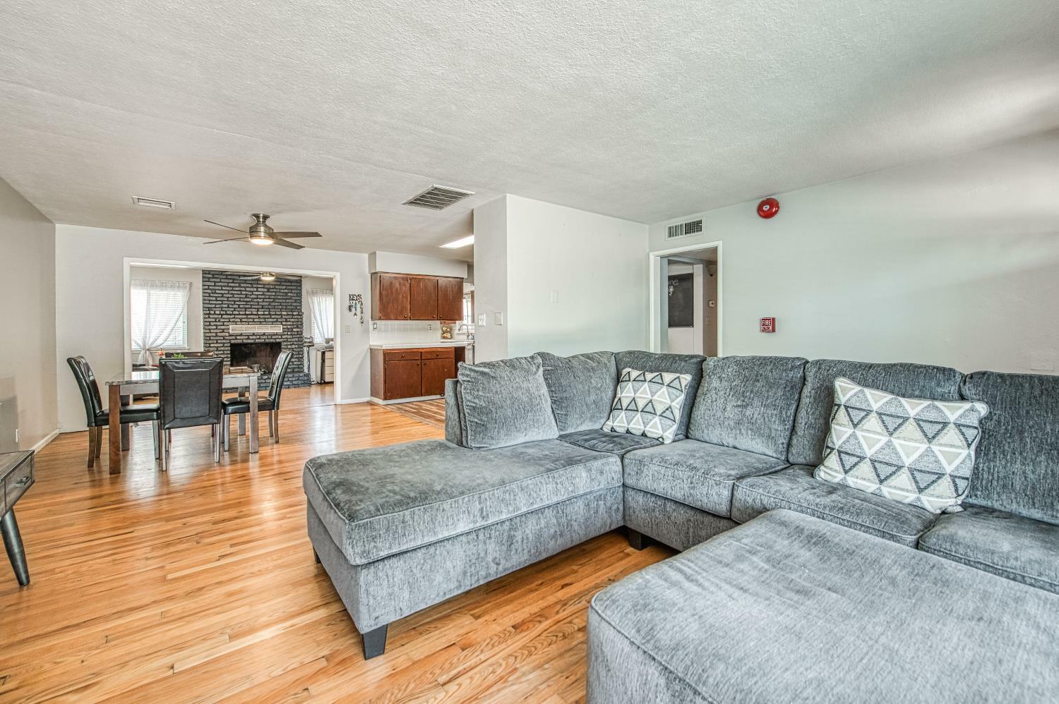 Property Photo: 5245 N Augusta Street CA 93710