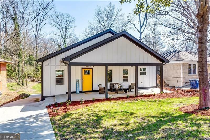 Property Photo:  236 Barfield Avenue  GA 30310 