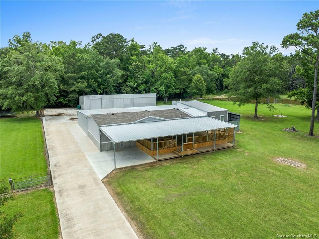 Property Photo: 207 Scales Road LA 70661