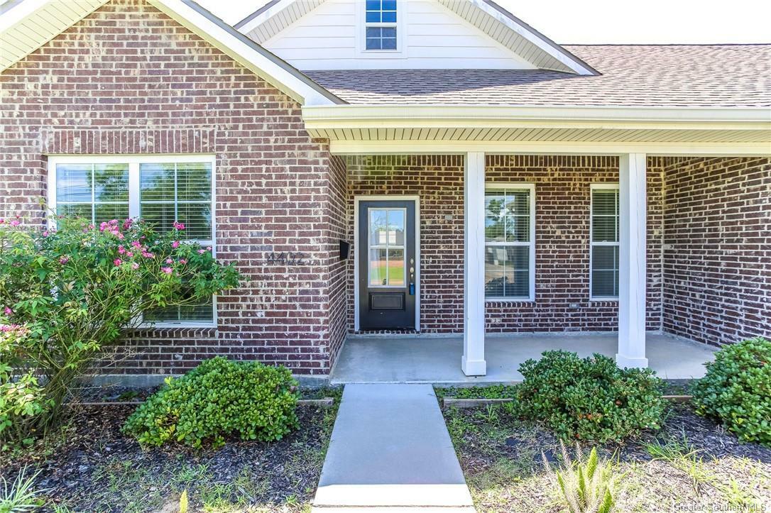Property Photo: 4402 Pleasant Drive LA 70605