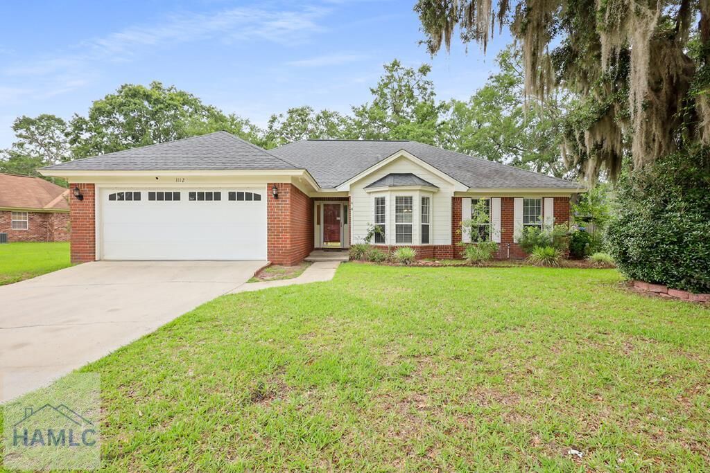 Property Photo: 1112 Montclair Drive GA 31313