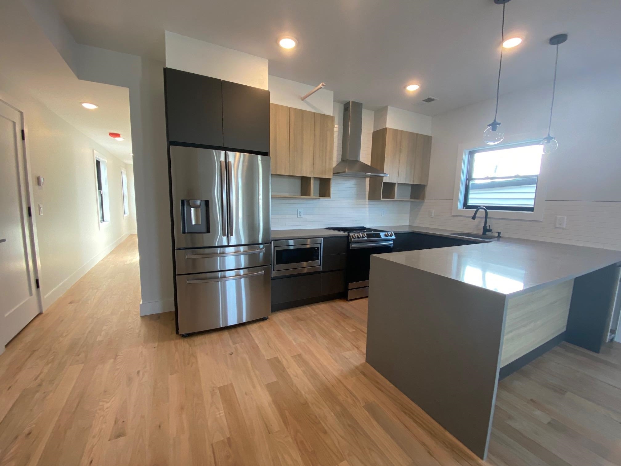 Property Photo: 41 Thorne St 4 NJ 07307