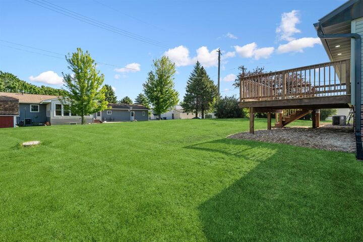 Property Photo:  504 W Bradford  IA 52175 