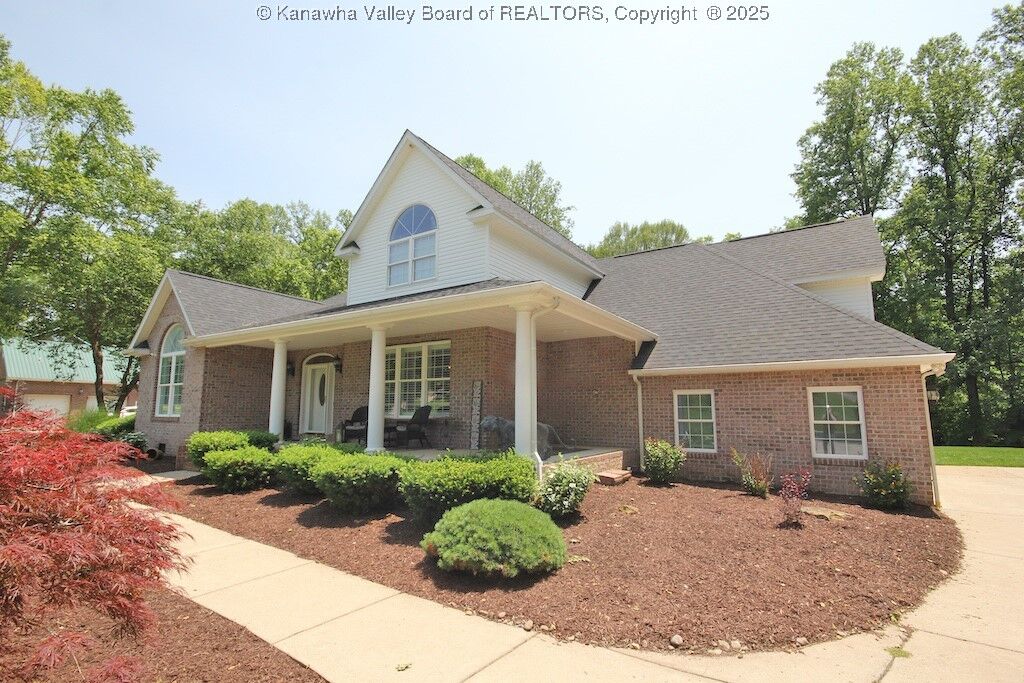 Property Photo: 104 Cobblestone Lane WV 25177