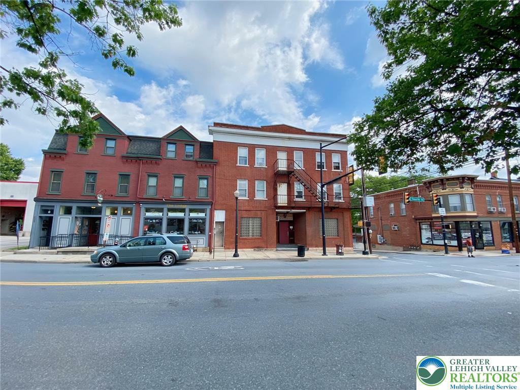 429 E 4th Street 2nd Floor  Bethlehem City PA 18015 photo
