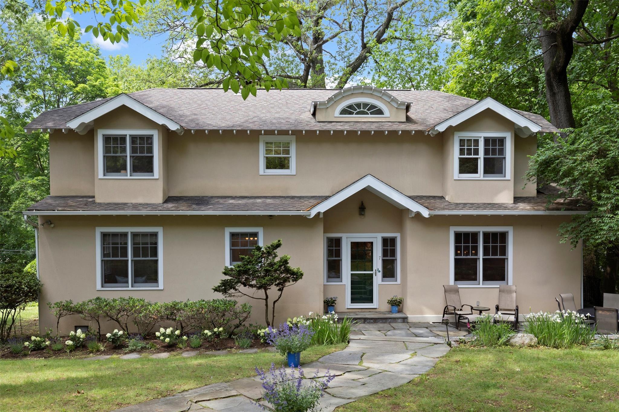 Property Photo: 7 Ravine Drive NY 10706