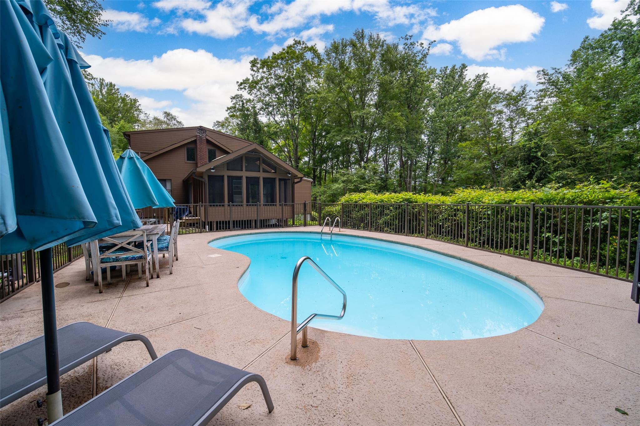 Property Photo:  32 New Hill Road  NY 10579 