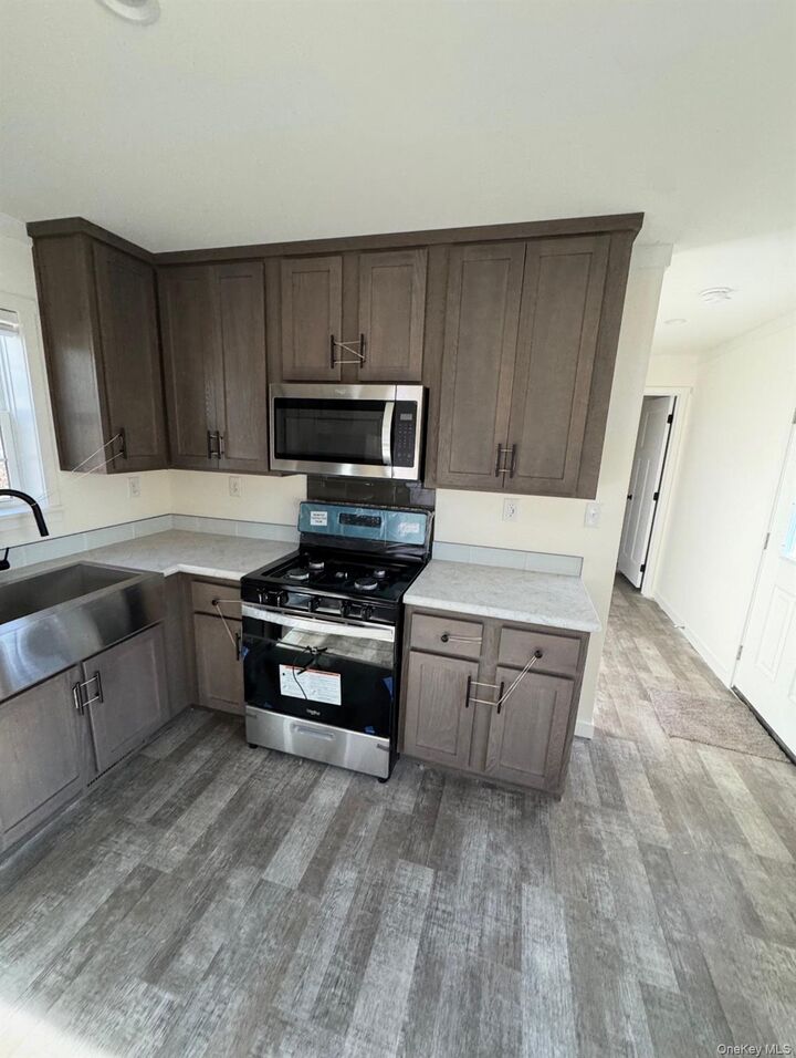 Property Photo: 367 Forest Park (Aka William St) Street NY 12589