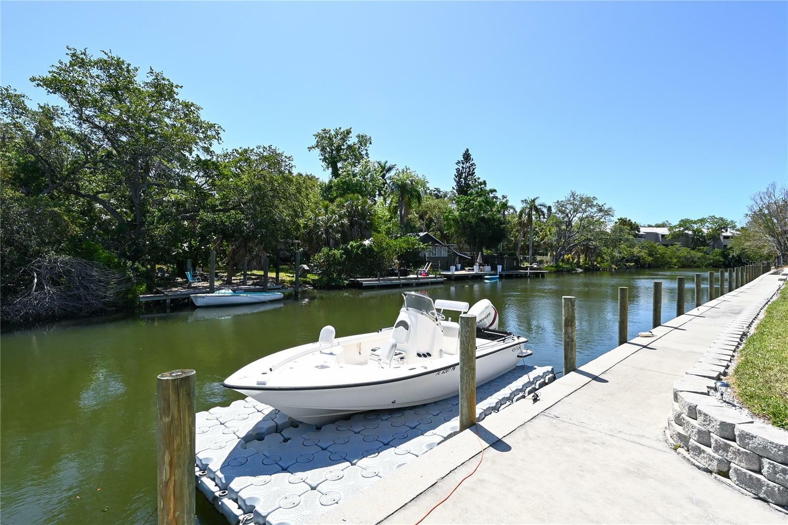 2124 N Tamiami Trail 108  Sarasota FL 34234 photo