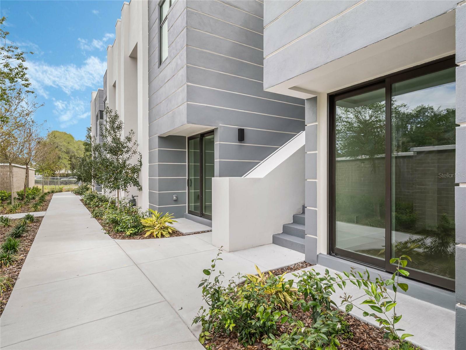 Property Photo: 1760 Mondrian Circle FL 32789