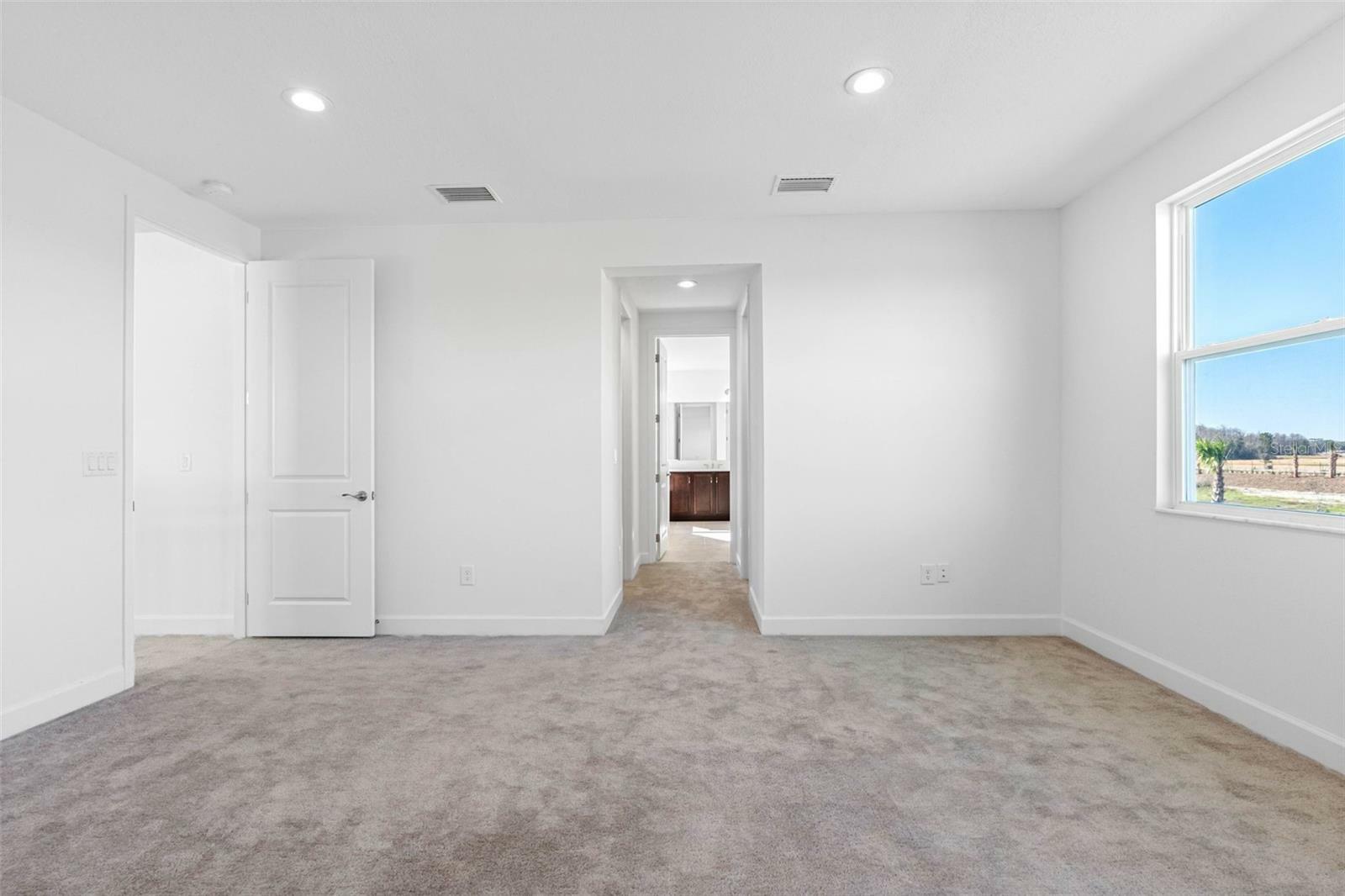 Property Photo: 32707 Tamarind Grove Lane FL 33543
